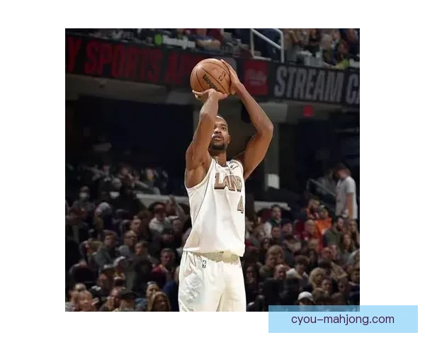 坎塞洛频频在新月右路送出精彩助攻展现强大攻击力